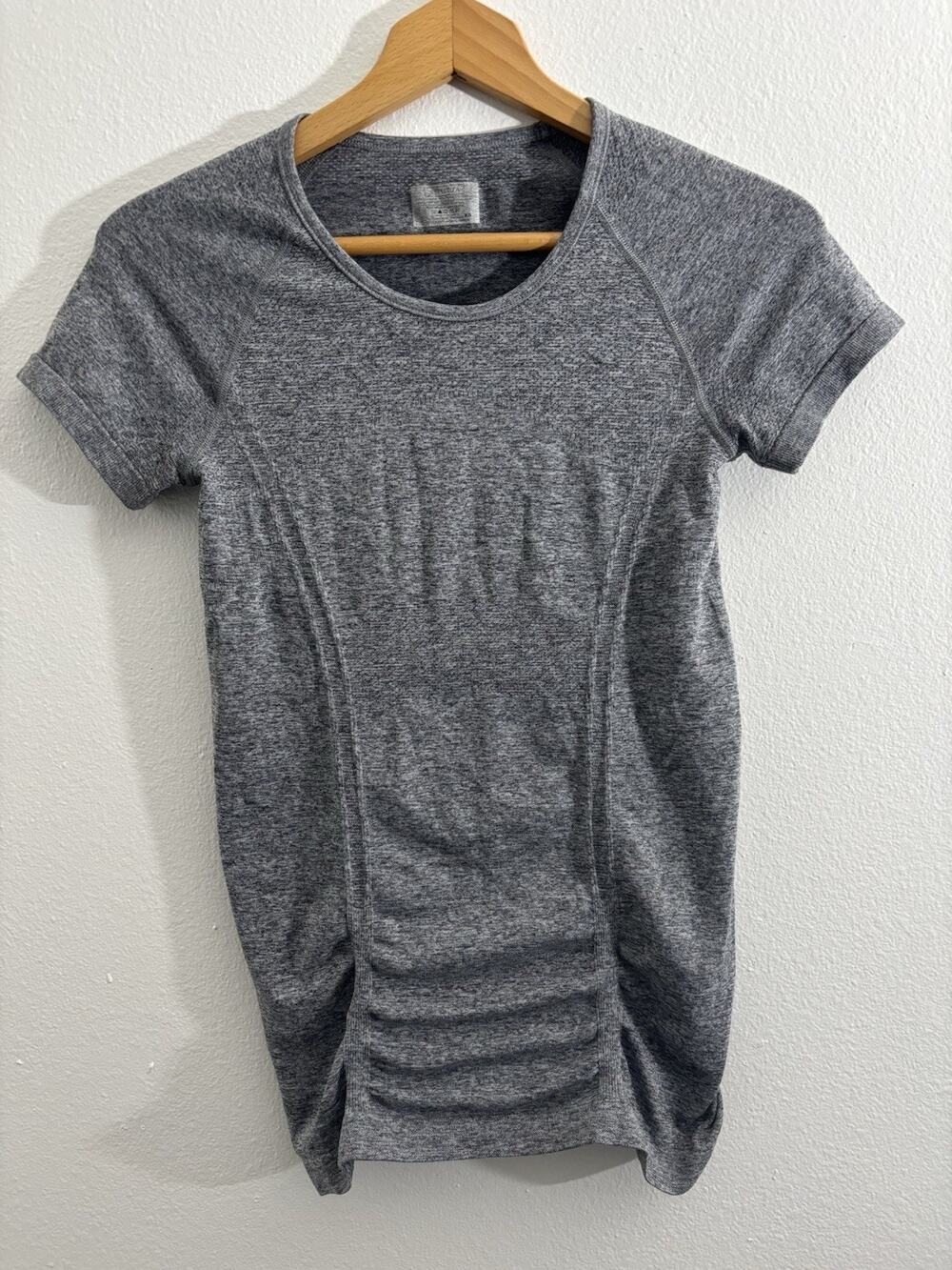 LULULEMON Ruched Gray T-Shirt Solid Knit Short Sleeve Women Size XS